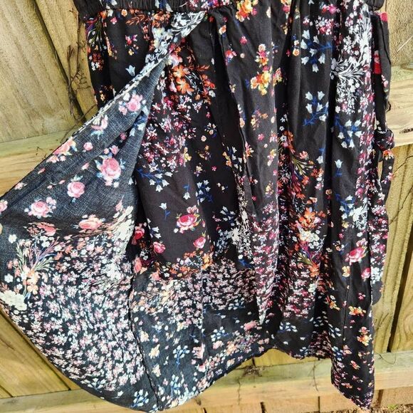 Art Class Walk Through Romper Black Floral Shorts Romper with Train Girls XL - Picture 4 of 7